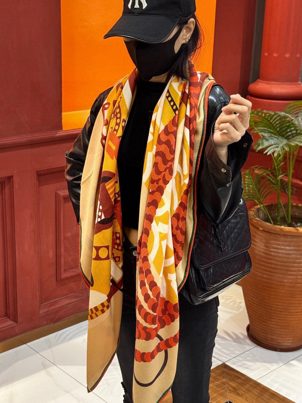 HERMES HERMES 25S SCARF 140 IN SILK 854767
