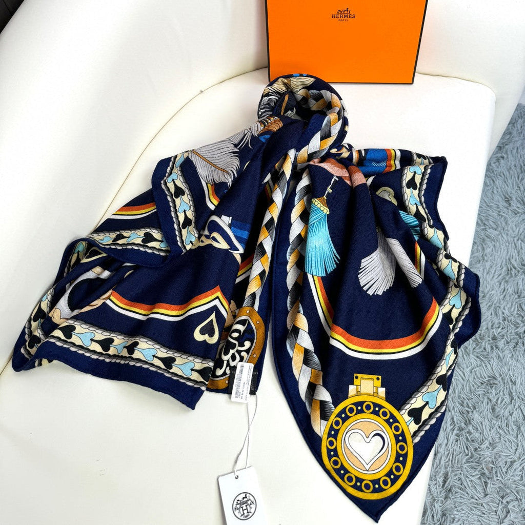 HERMES HERMES 25S SCARF 135 IN SILK 856320