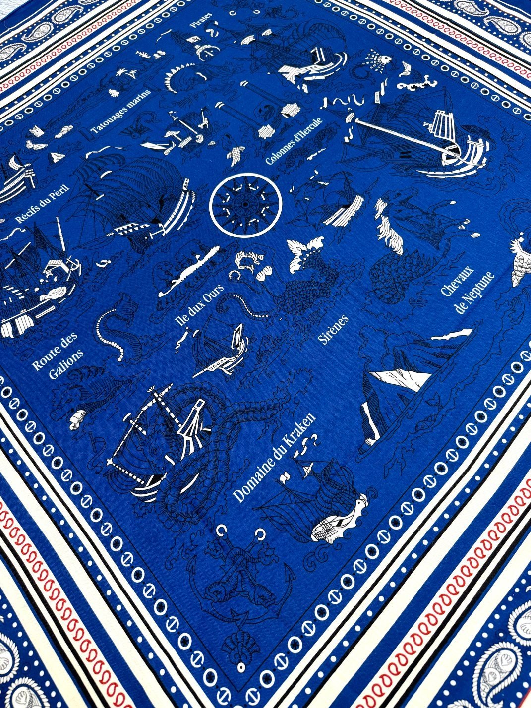 HERMES HERMES 25S SCARF 135 IN CASERE SILK 729040