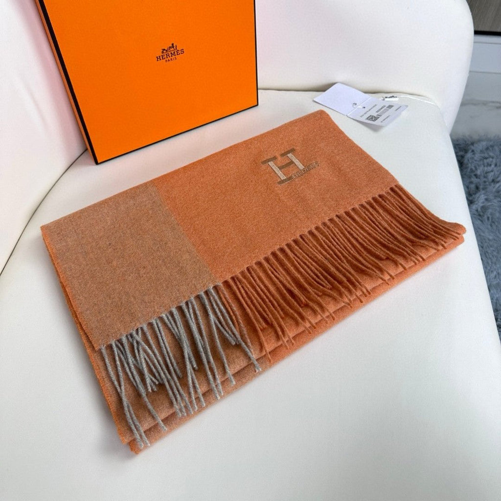 HERMES SCARF 190 CM IN TIGER ORANGE CASERE