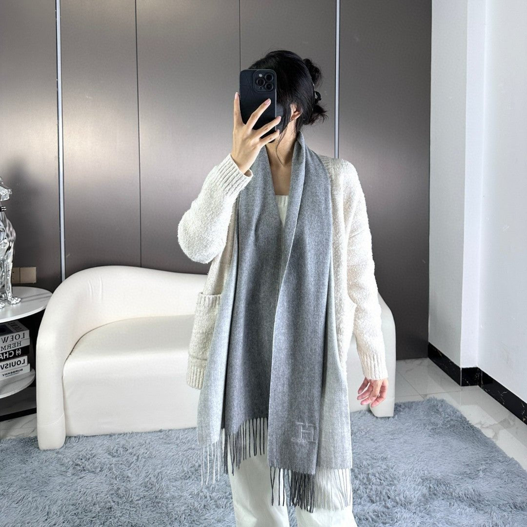 HERMES SCARF 190 CM IN DOVE GRAY CASERE 364768