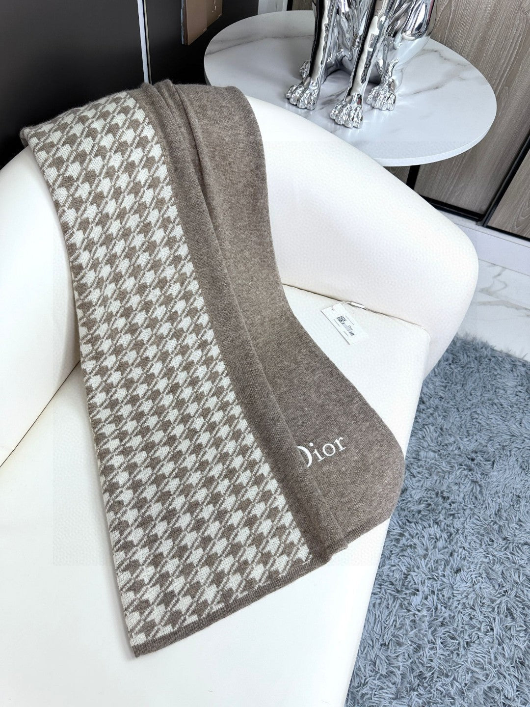 DIOR SCARF 190 CM IN KHAKI BEIGE MIX WHITE CARO CASHMERE 388125