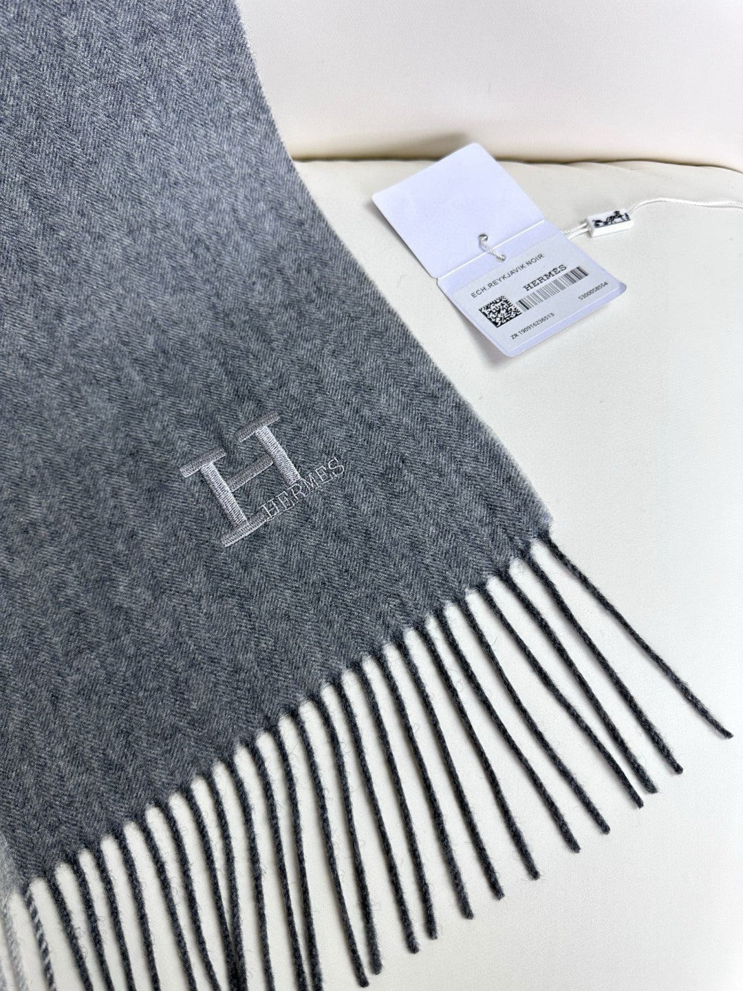 HERMES SCARF 190 CM IN COOL GRAY CASERE