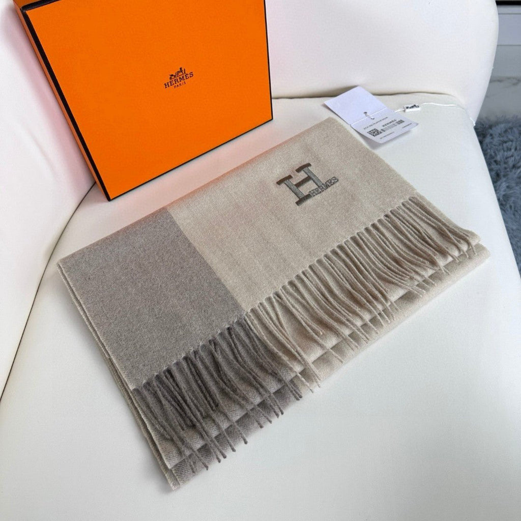 HERMES SCARF 190 CM IN WHITE MIX OAT TAN CASERE