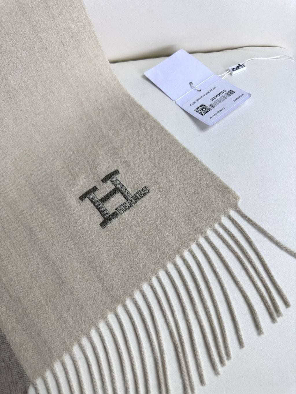 HERMES SCARF 190 CM IN WHITE MIX OAT TAN CASERE