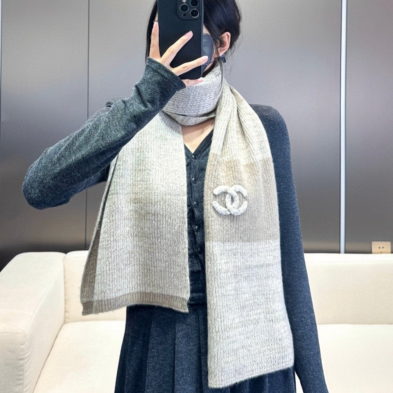 CHANEL SCARF 180 CM IN KHAKI BROWN CASHMERE 389978