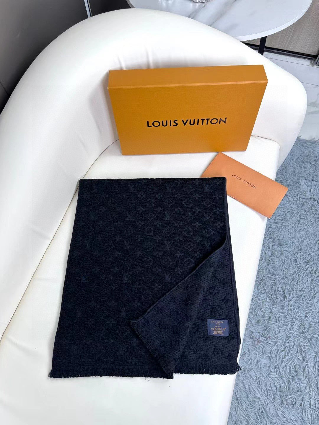 LOUIS VUITTON SCARF 180 CM IN BLACK CLASSIC MONOGRAM CASHMERE 396441