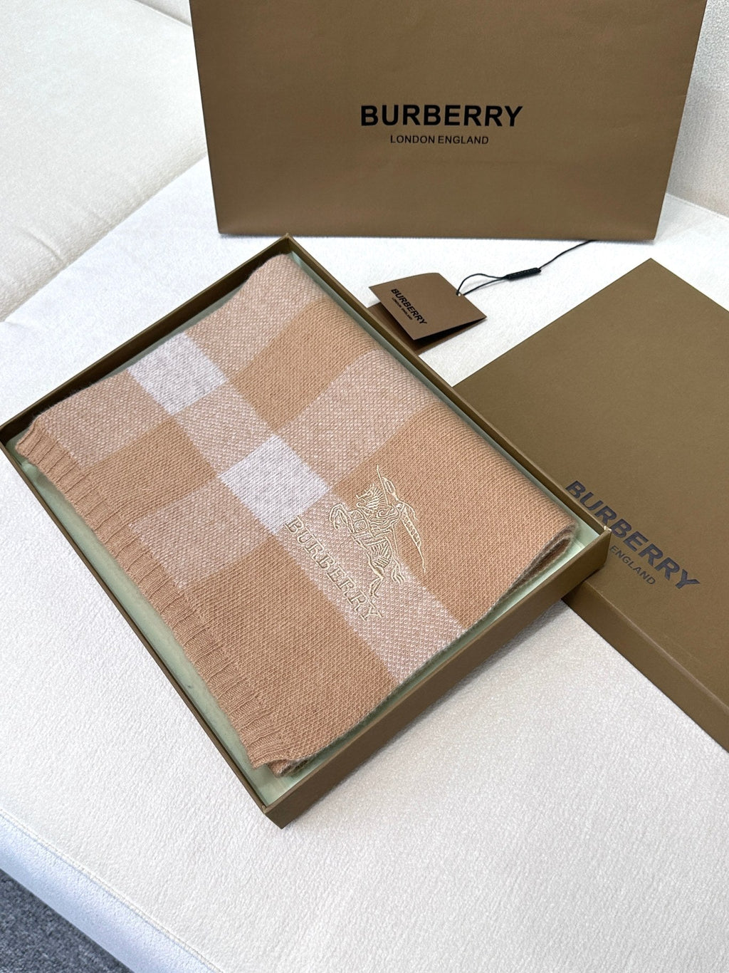 BURBERRY SCARF 190 CM IN TUSCAN BEIGE CASHMERE  398394