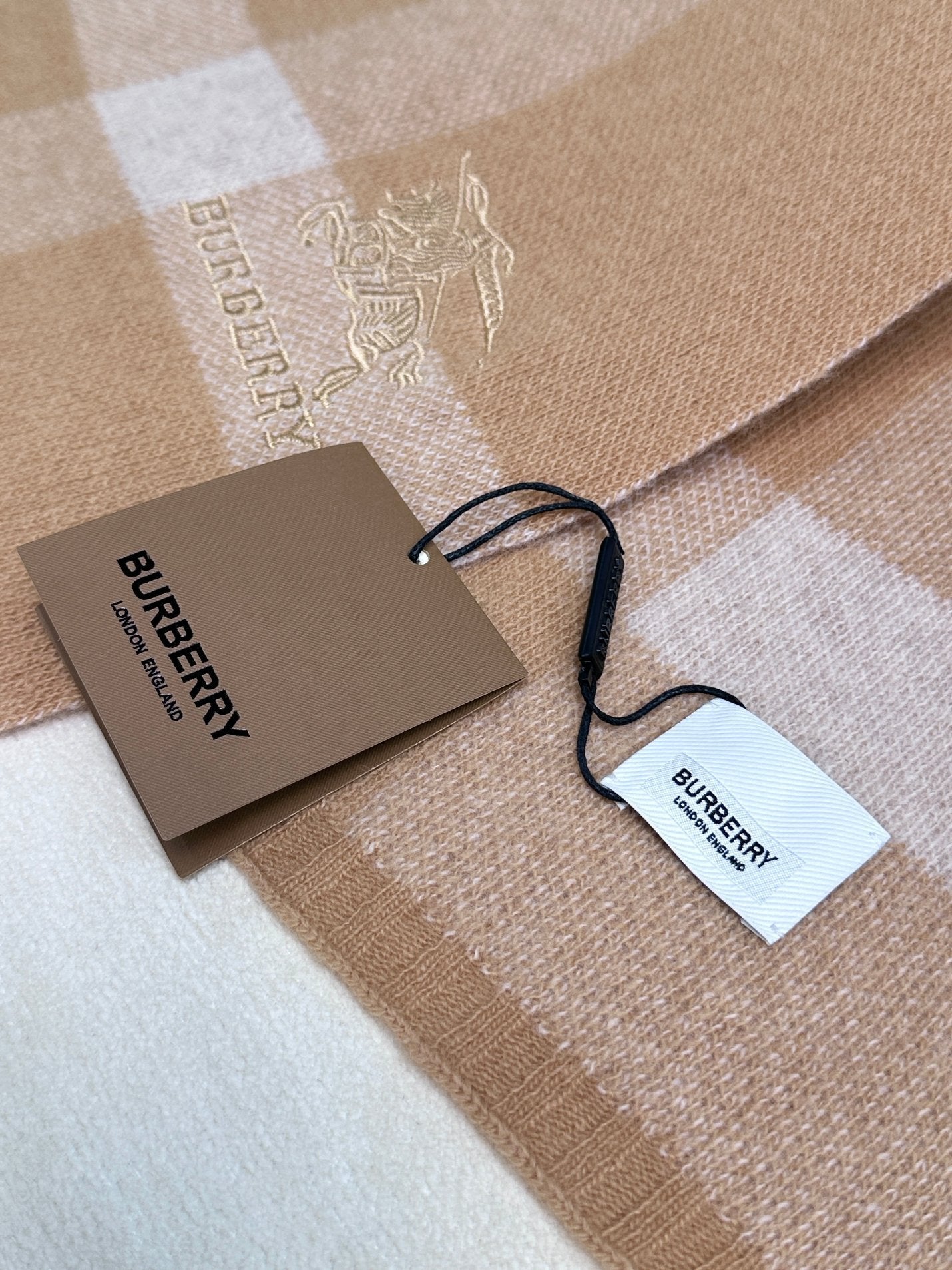 BURBERRY SCARF 190 CM IN TUSCAN BEIGE CASHMERE  398394