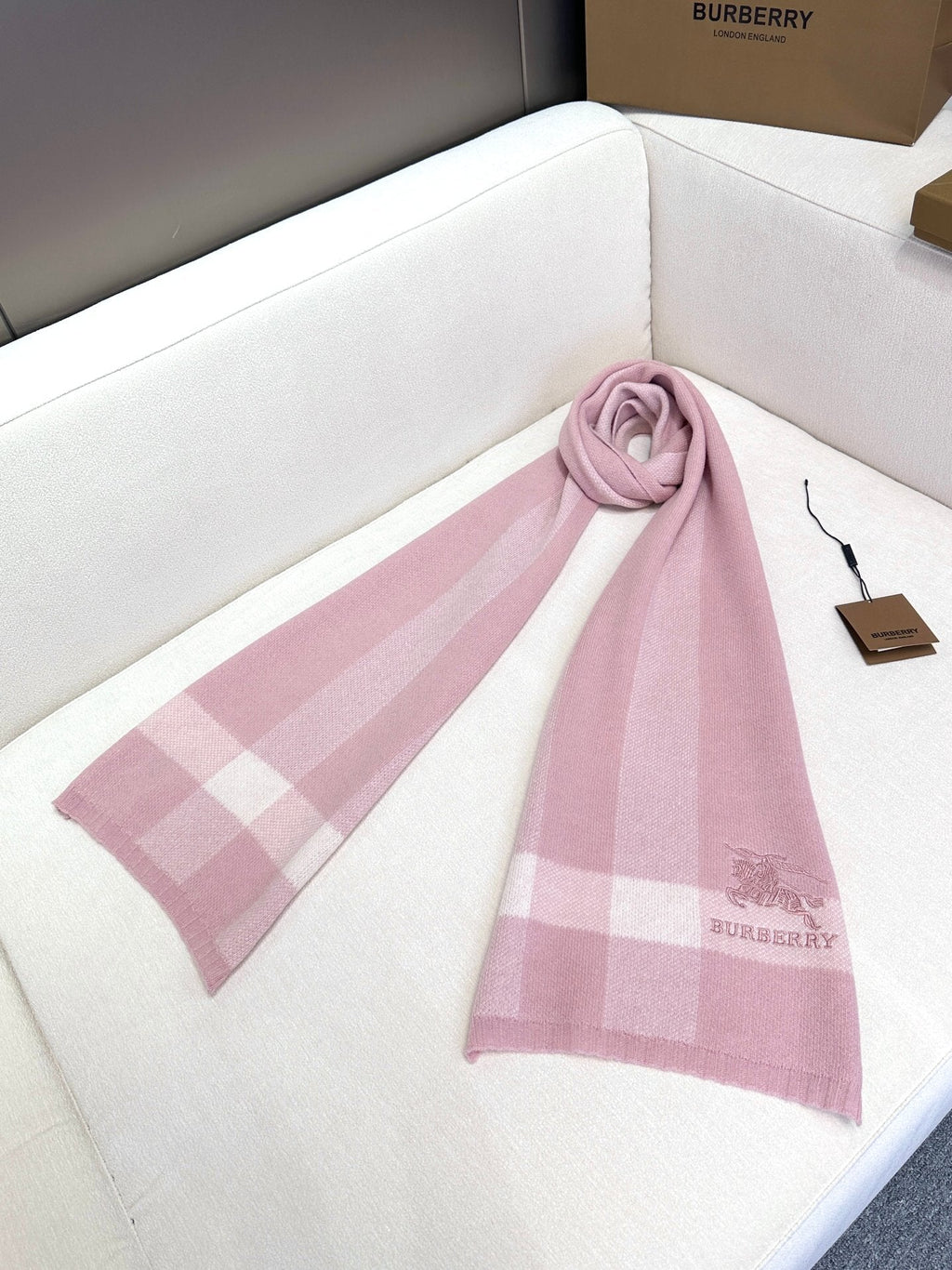 BURBERRY SCARF 190 CM IN LIGHT PINK CASHMERE  398396