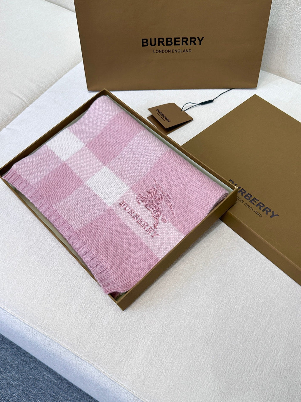 BURBERRY SCARF 190 CM IN LIGHT PINK CASHMERE  398396
