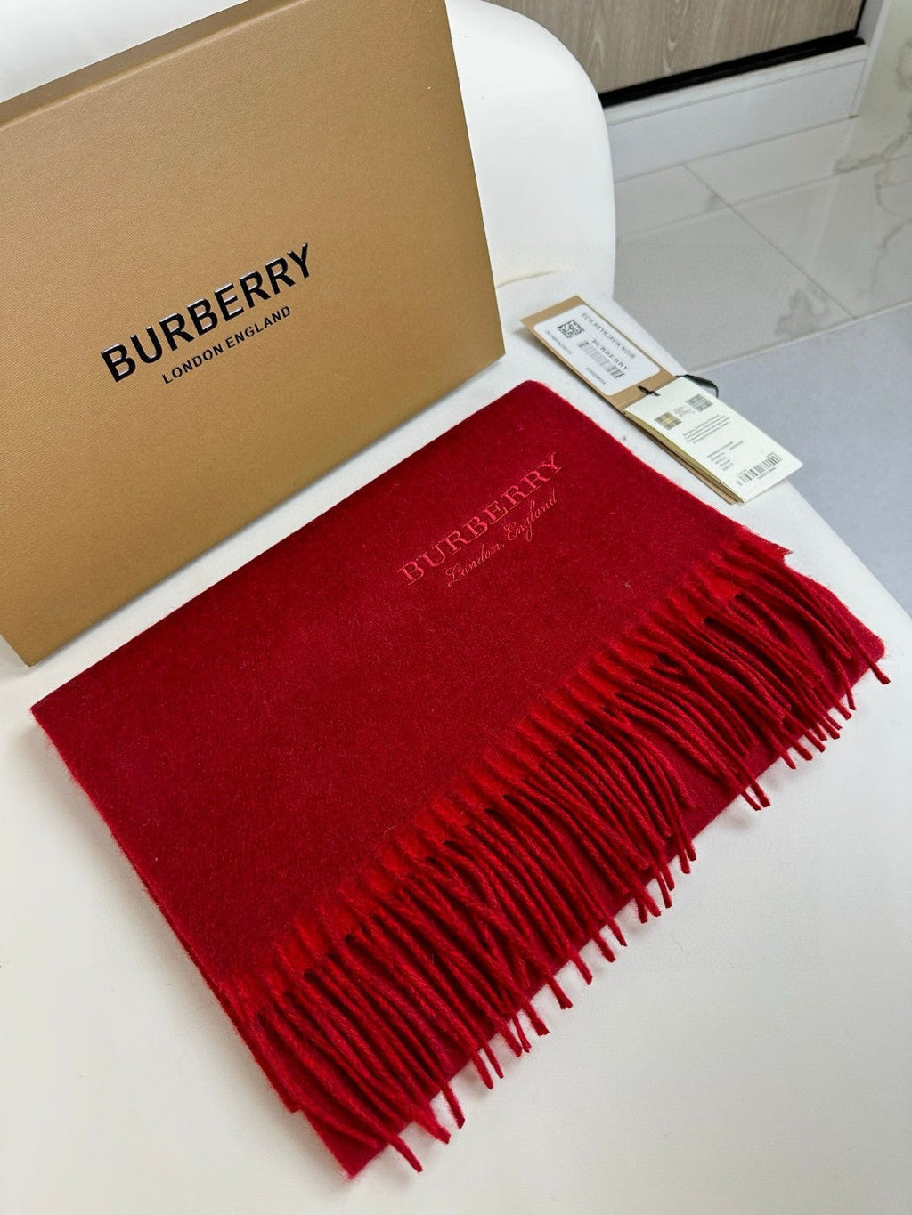 BURBERRY SCARF 180 CM IN CHERRY RED CASHMERE 398420