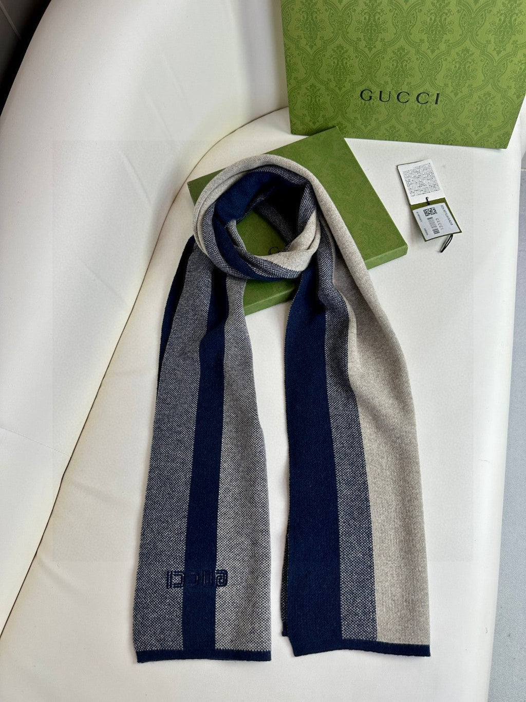 GUCCI SCARF 180 CM IN NAVY BLUE MIX BEIGE CASHMERE 398448