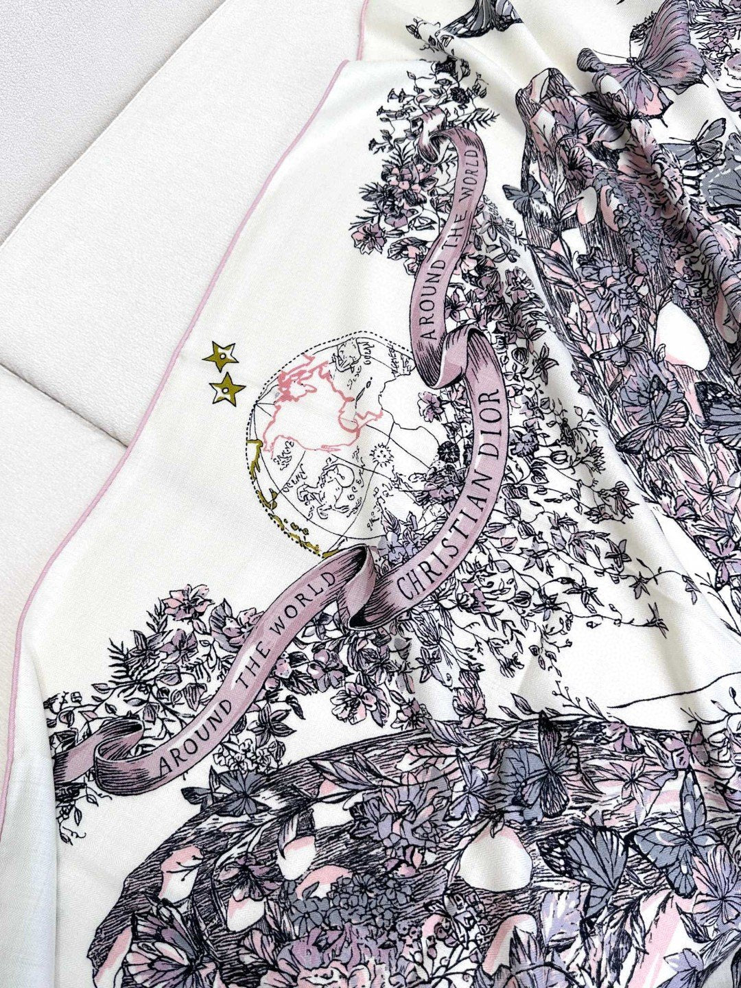 DIOR SQUARE SCARF 140 CM IN COLORFUL CASHMERE AND SILK 403837