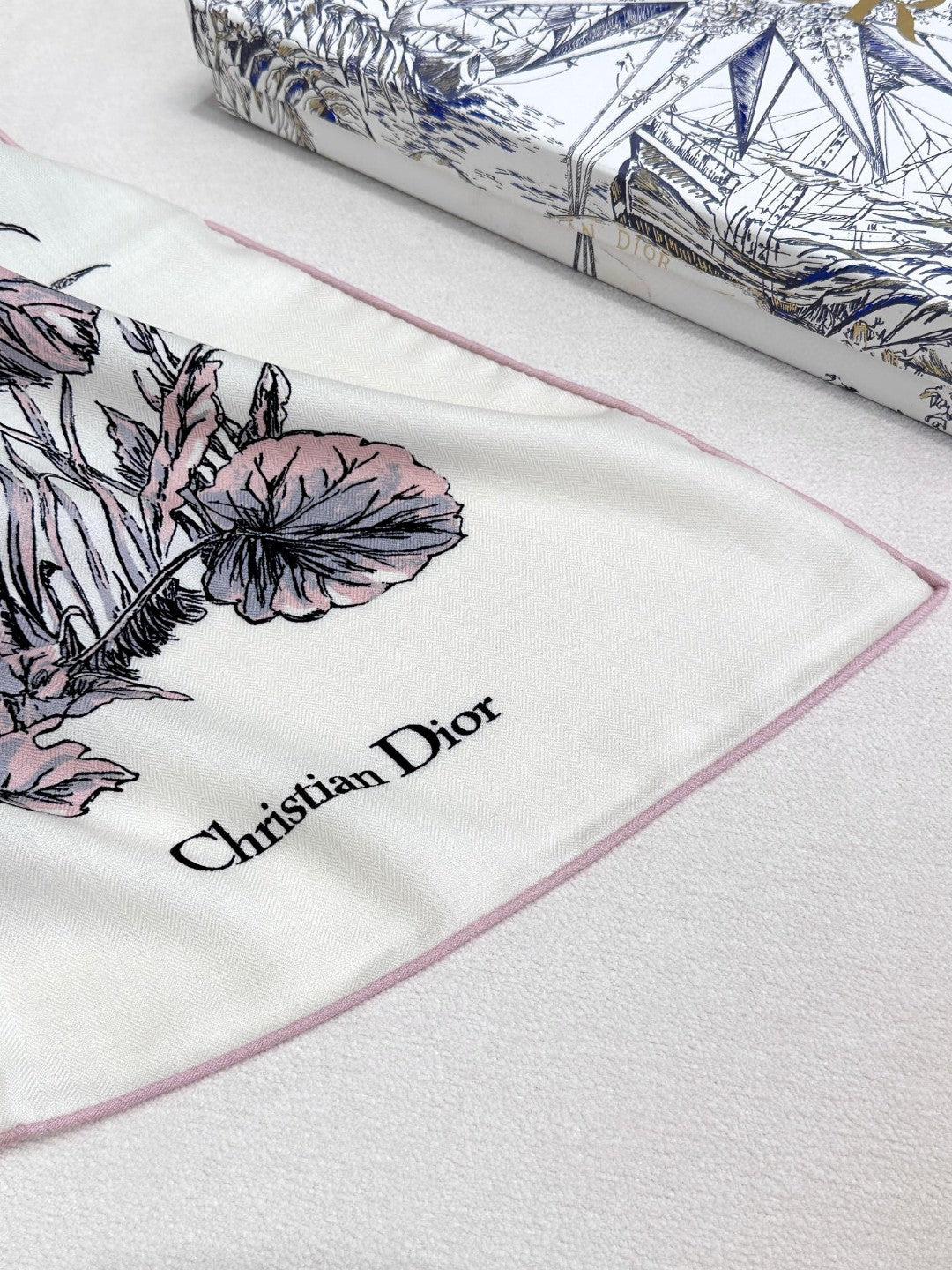 DIOR SQUARE SCARF 140 CM IN COLORFUL CASHMERE AND SILK 403837
