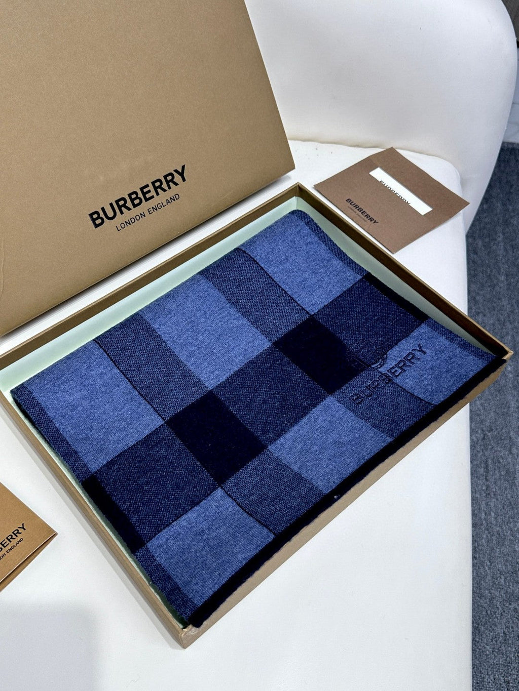 BURBERRY SCARF 180 CM IN TRUE BLUE CASHMERE 403869