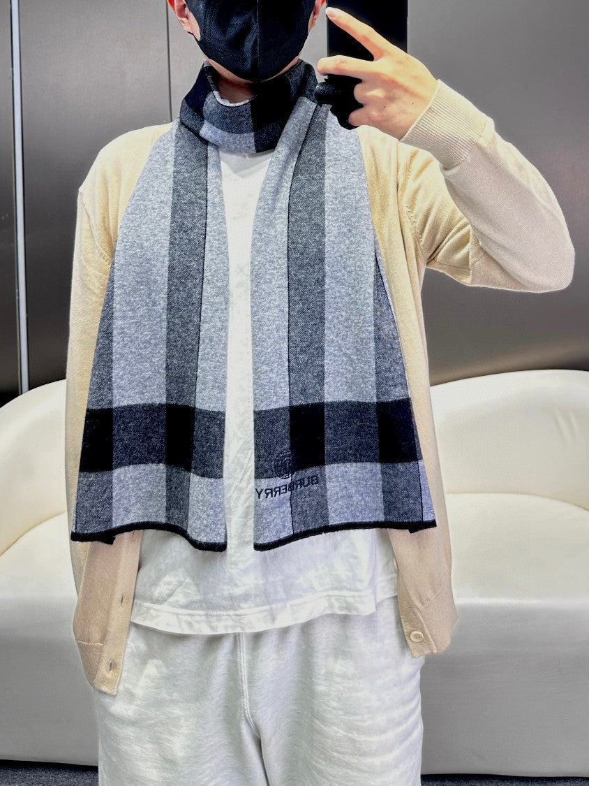 BURBERRY SCARF 180 CM IN LIGHT GRAY MIX BLACK CASHMERE 403870