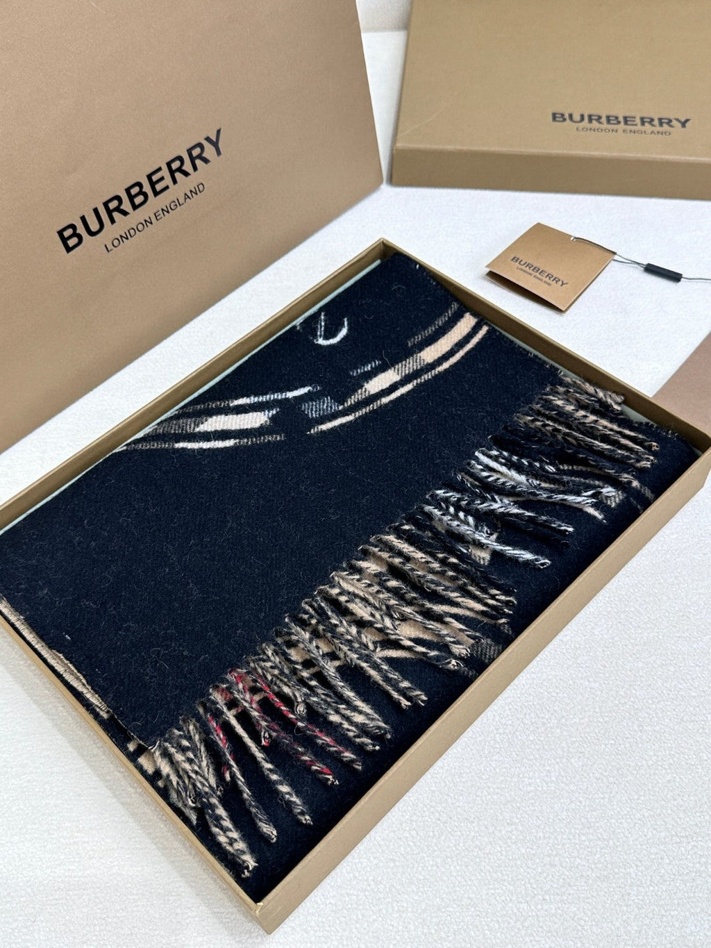 BURBERRY SCARF 180 CM IN BLACK AND TAN BROWN CASHMERE 407240