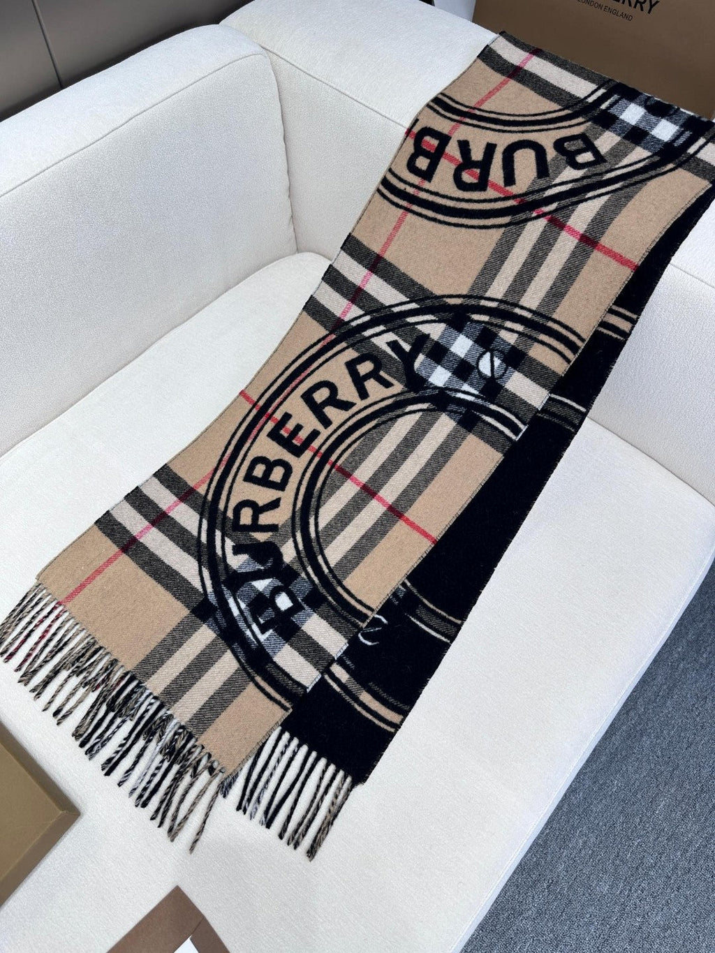 BURBERRY SCARF 180 CM IN BLACK AND TAN BROWN CASHMERE 407240