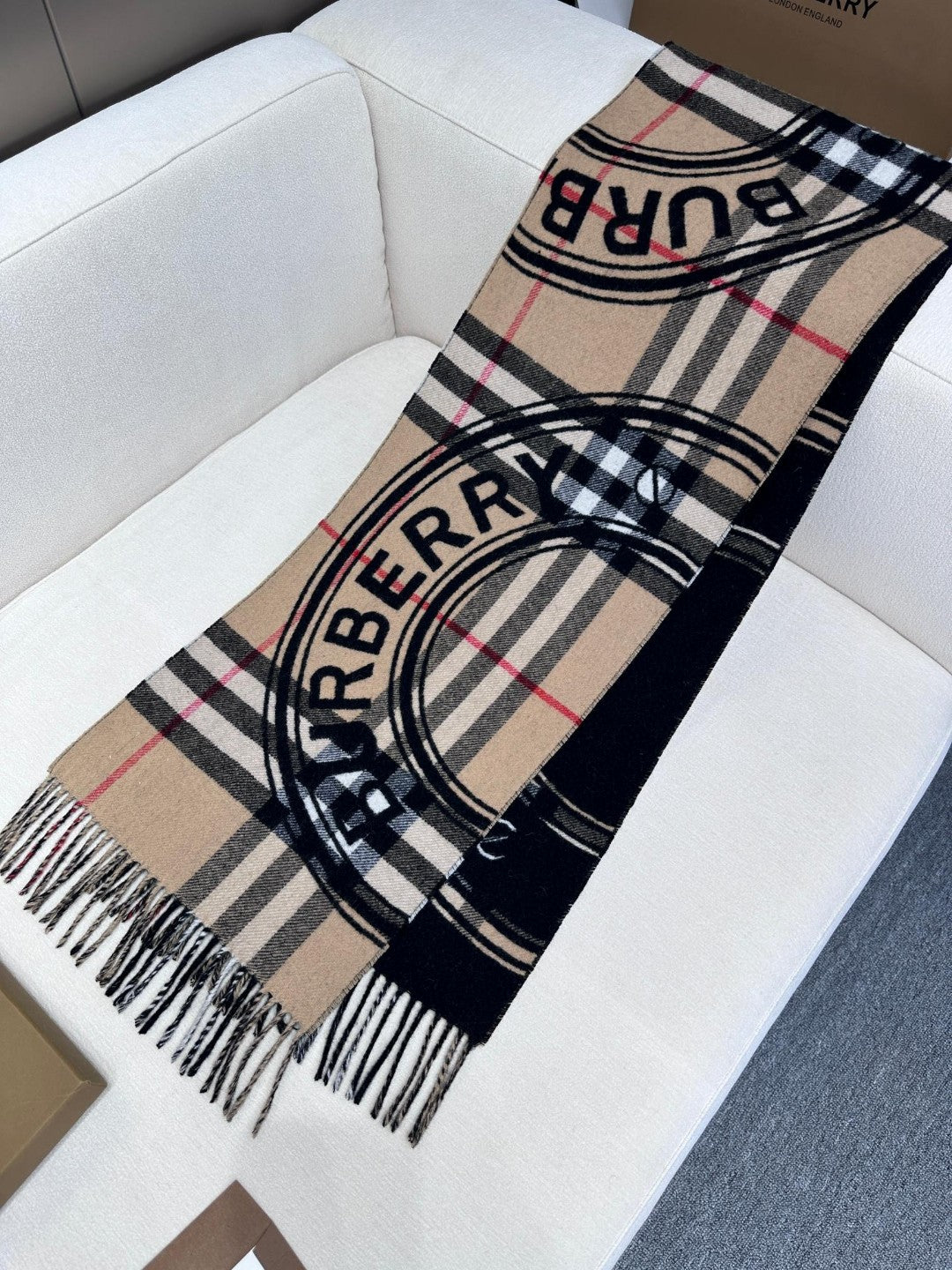BURBERRY SCARF 180 CM IN BLACK AND TAN BROWN CASHMERE 407240