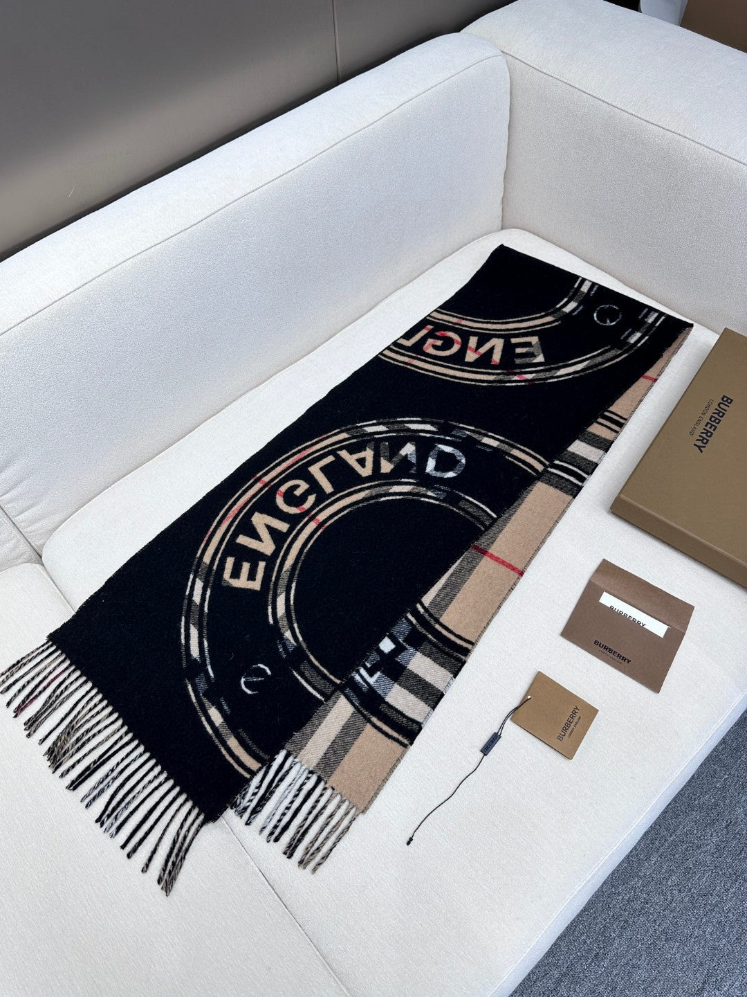 BURBERRY SCARF 180 CM IN BLACK AND RUSSET BROWN CASHMERE 407241