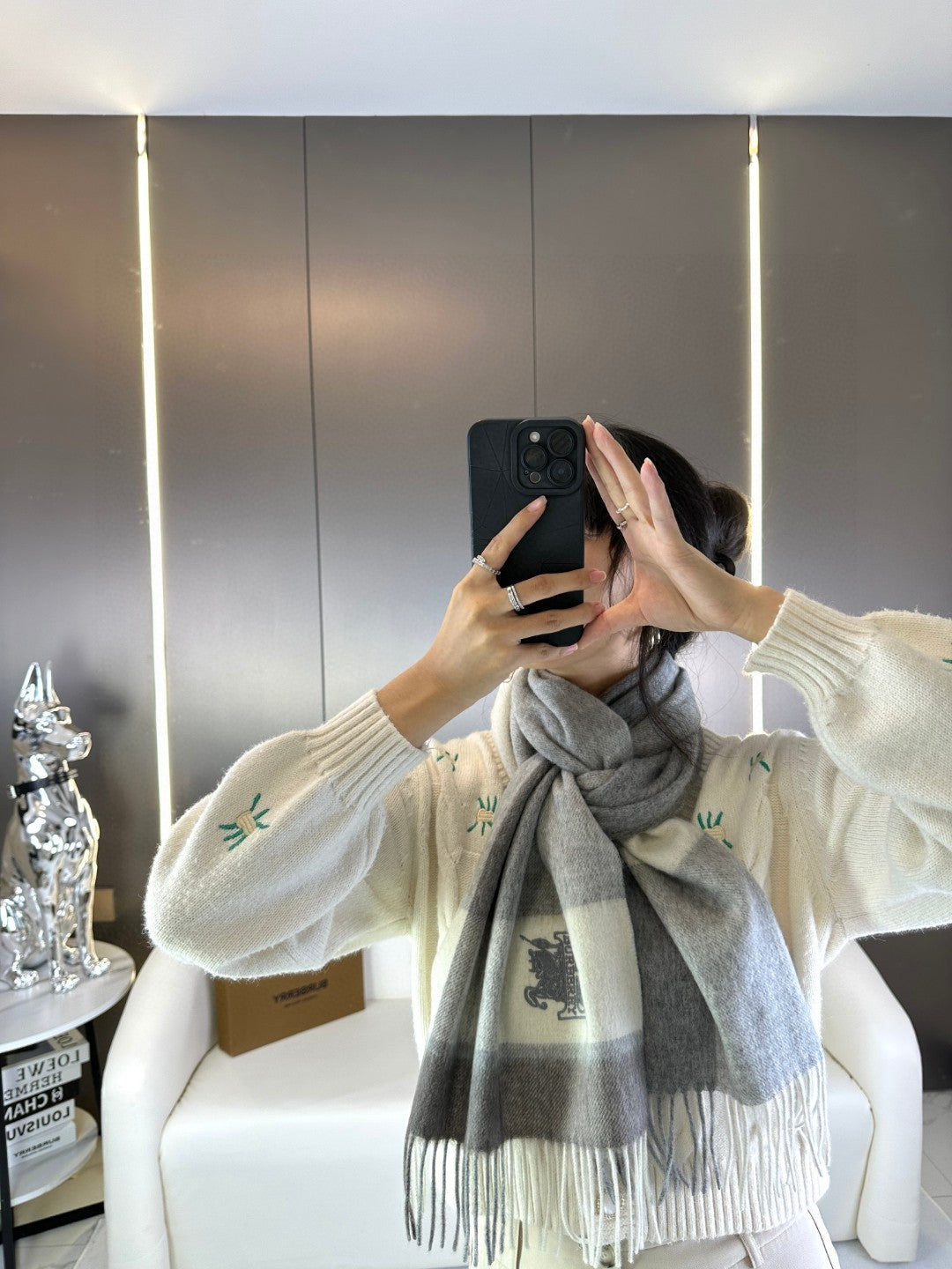 BURBERRY SCARF 180 CM IN SMOKE GRAY MIX WHITE CASHMERE 408504