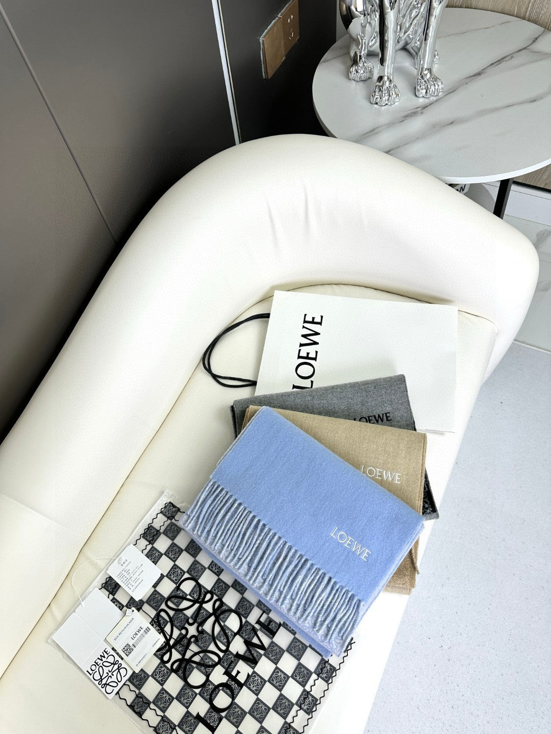 LOEWE ANAGRAM SCARF 182 CM IN BLACK MIX DOVE GRAY WOOL AND CASHMERE 408524