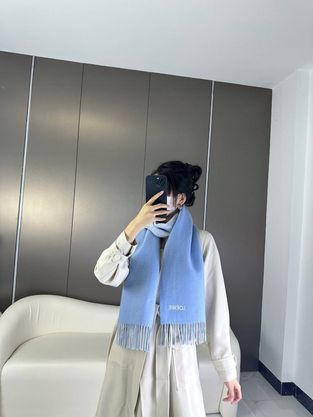 LOEWE ANAGRAM SCARF 182 CM IN CERULEAN BLUE WOOL AND CASHMERE 408526