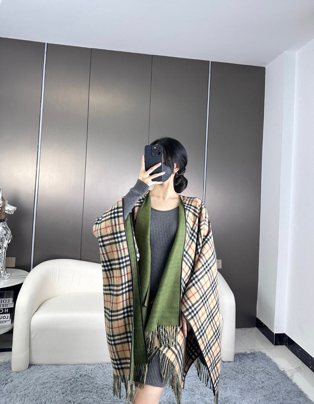 BURBERRY CHECK CAPE IN JADE GREEN WOOL 410153