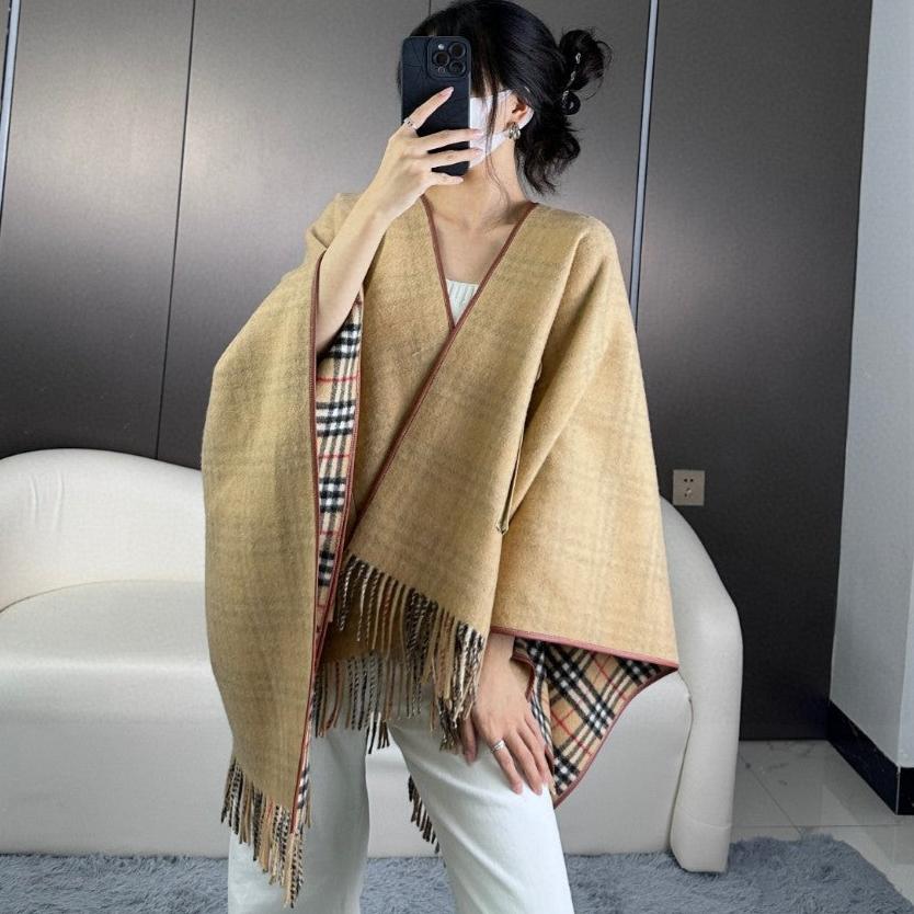 BURBERRY CHECK CAPE IN SAND BROWN WOOL 410154