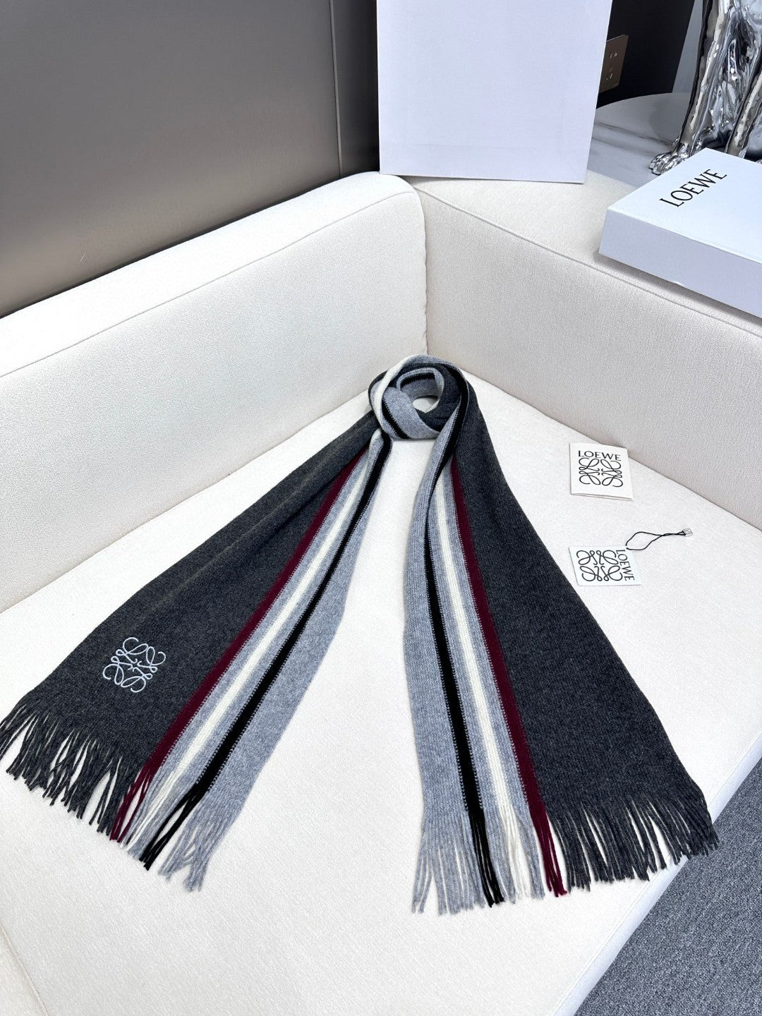 LOEWE SCARF 180 CM IN DARK GRAY CASHMERE 410156