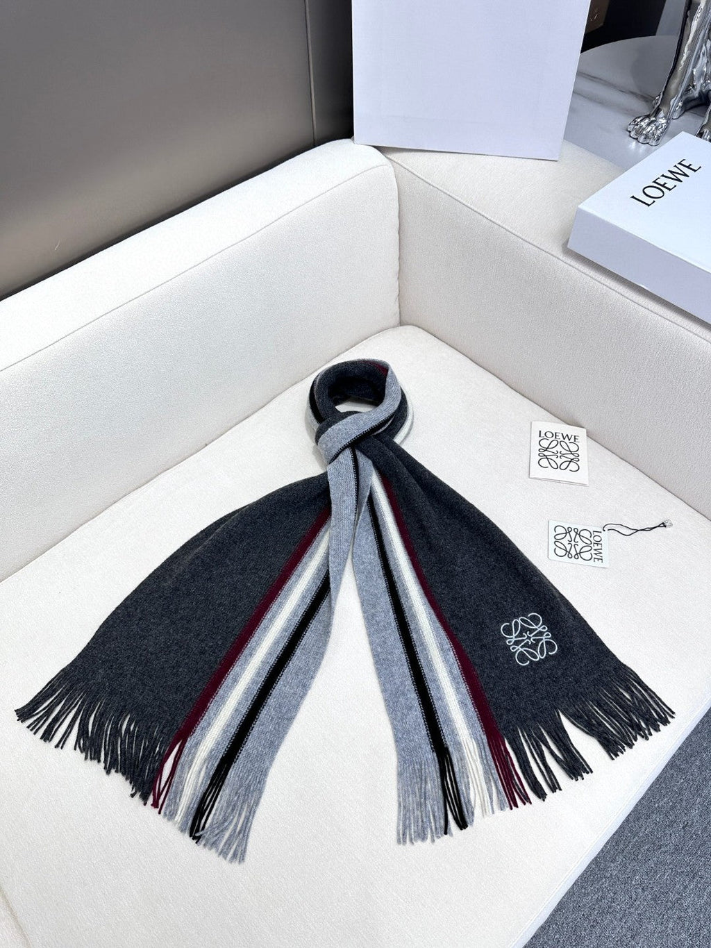 LOEWE SCARF 180 CM IN DARK GRAY CASHMERE 410156