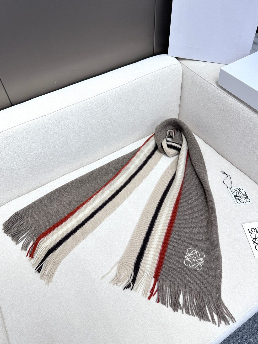 LOEWE SCARF 180 CM IN KHAKI BROWN CASHMERE 410157