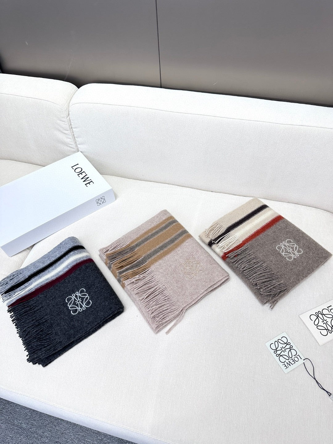 LOEWE SCARF 180 CM IN KHAKI BROWN CASHMERE 410157