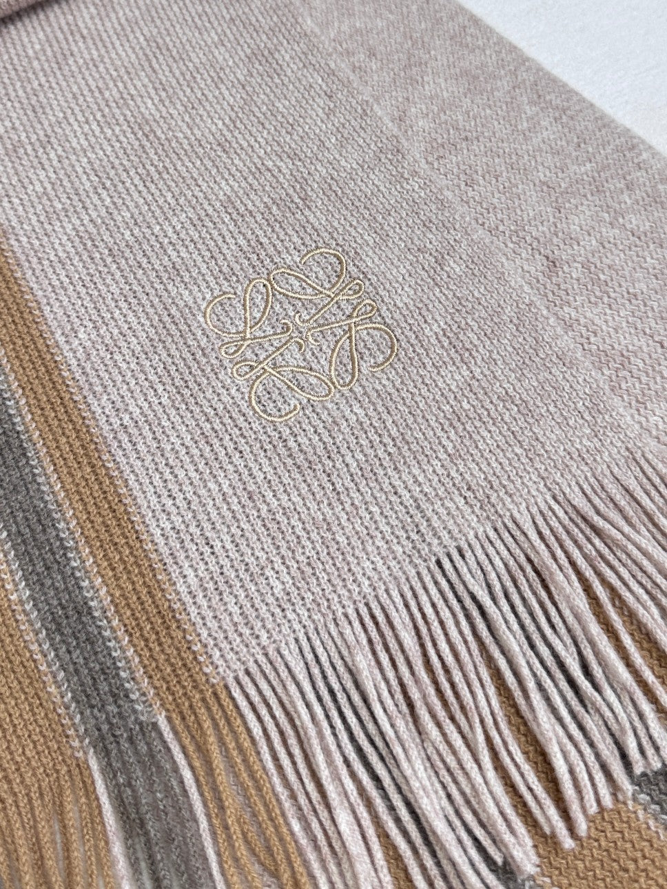LOEWE SCARF 180 CM IN ALMOND BEIGE CASHMERE 410158