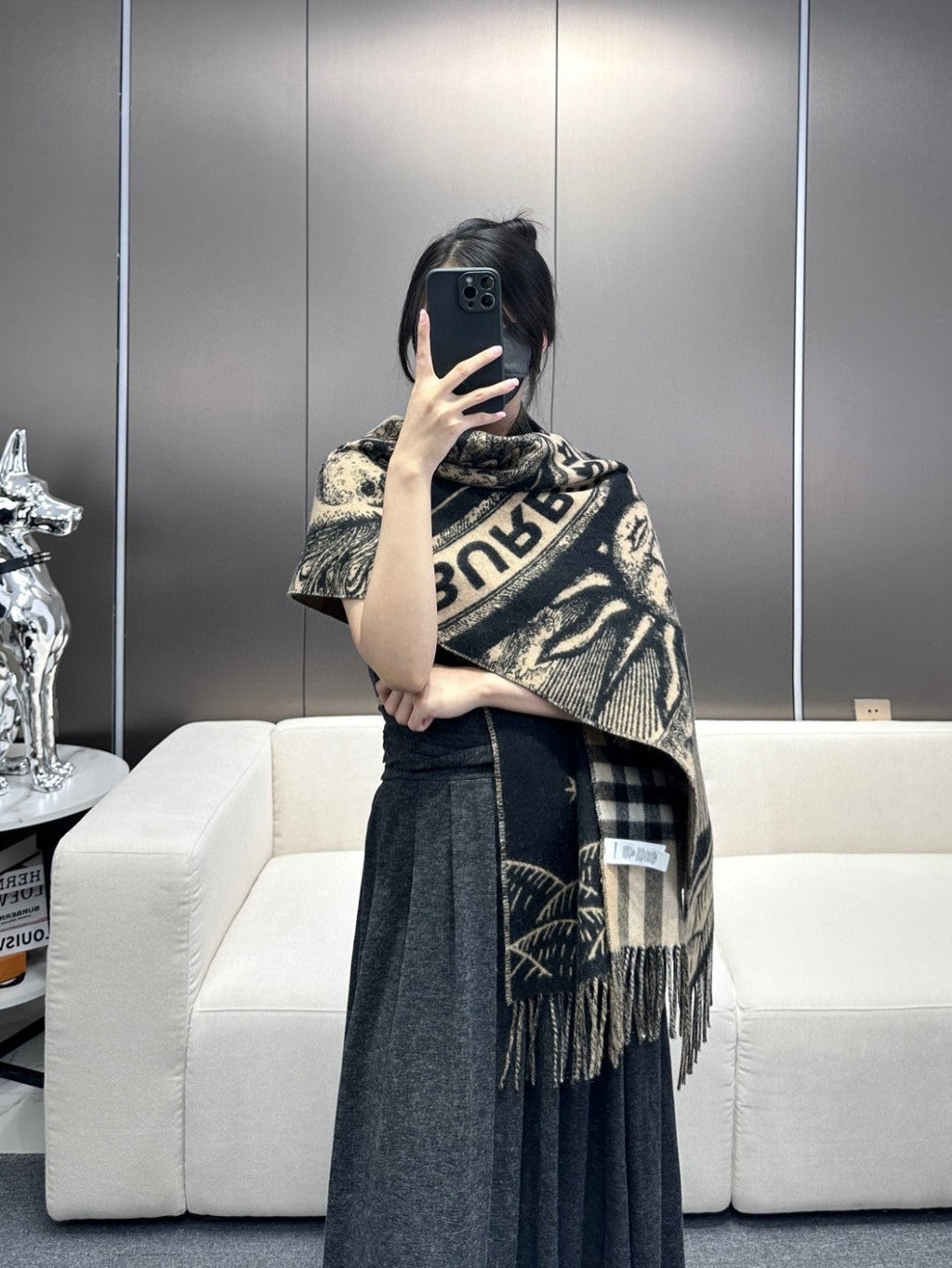 BURBERRY REVERSIBLE EKD SCARF 210 CM IN BLACK MIX CAMEL BEIGE CASHMERE 410182