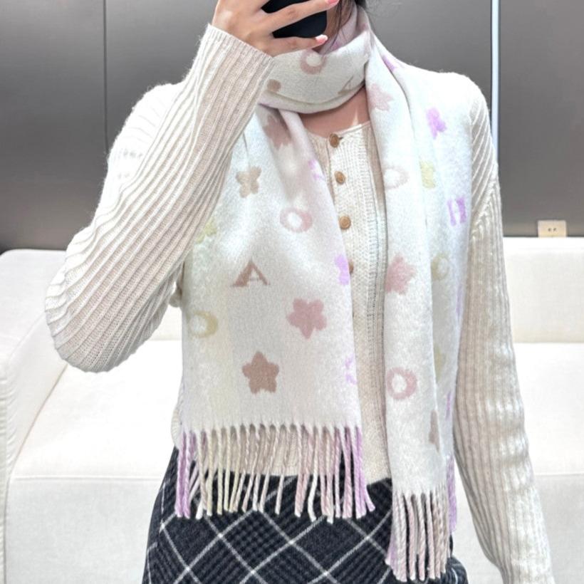 COACH STARS AND STRIPES PRINT SCARF 183 CM IN WHITE AND COLORFUL COTTON WOOL 410185