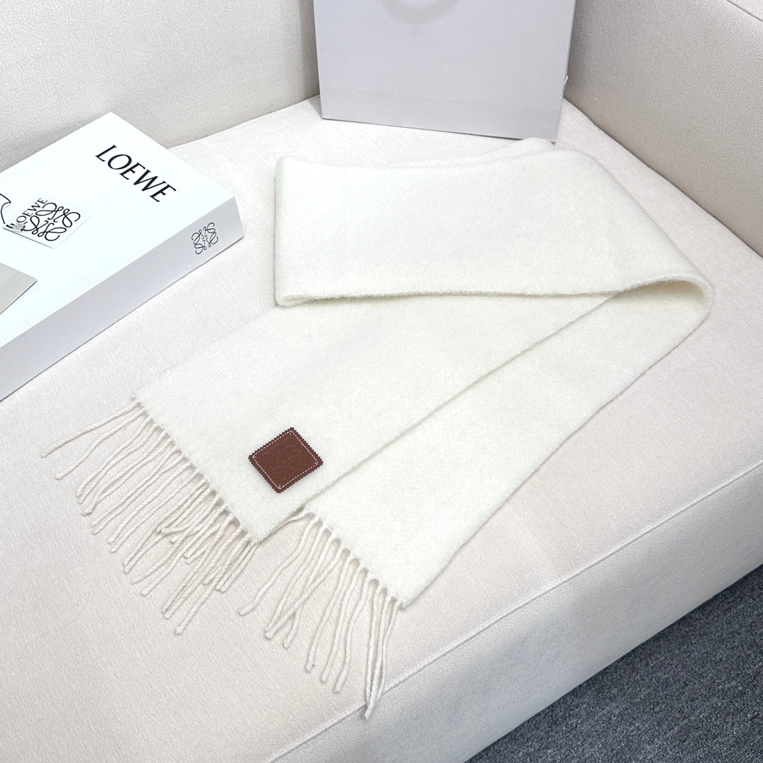 LOEWE SCARF 185 CM IN WHITE MOHAIR AND WOOL 413753