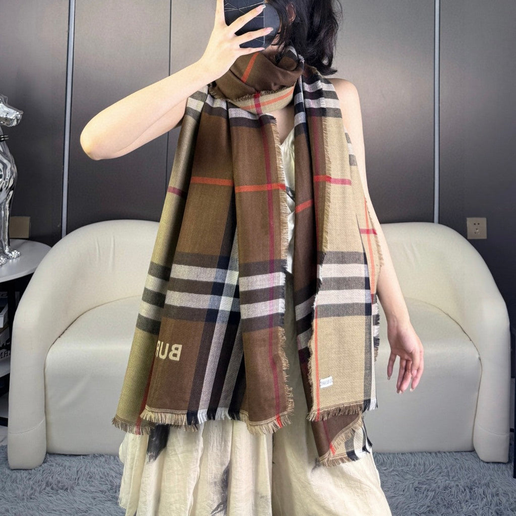 BURBERRY BBR SCARF 220 CM IN SILK CASHMERE 481240
