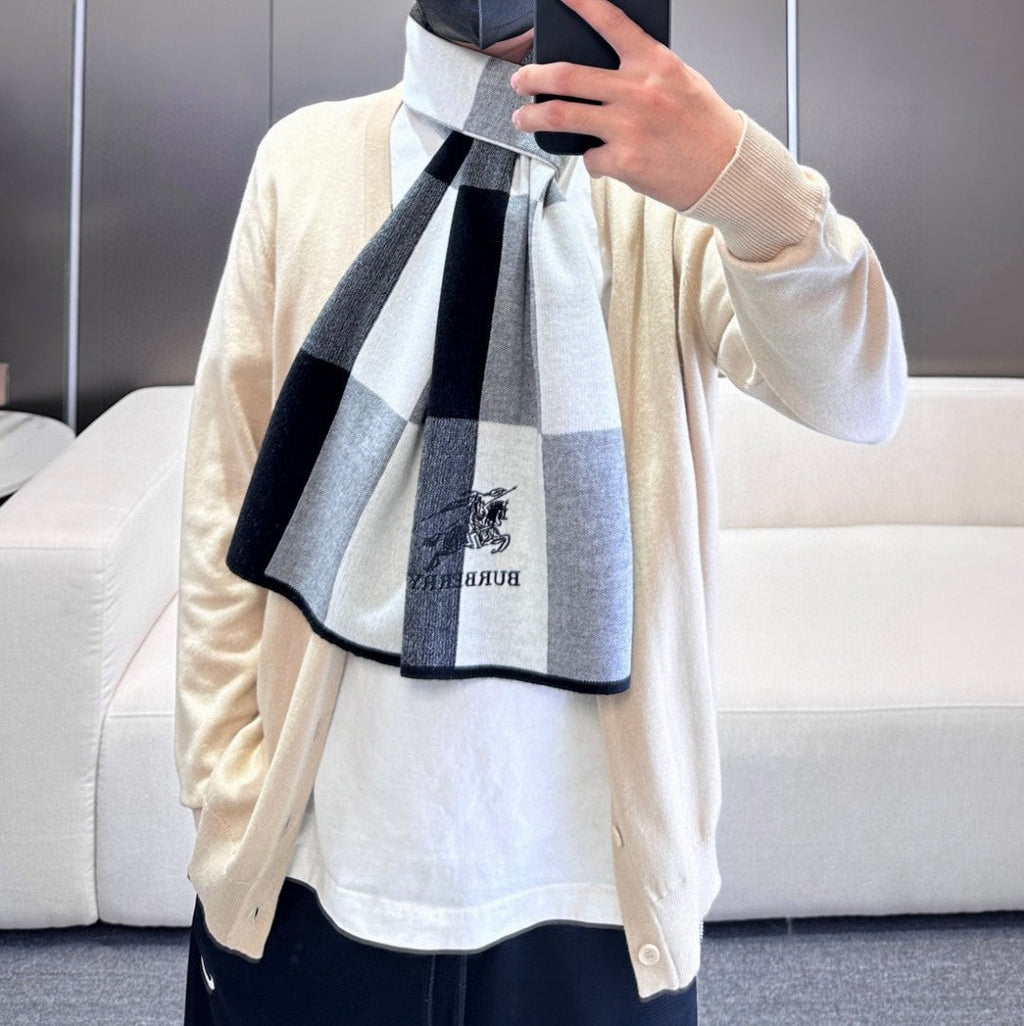BURBERRY BBR SCARF 180 CM IN CASHMERE 531594