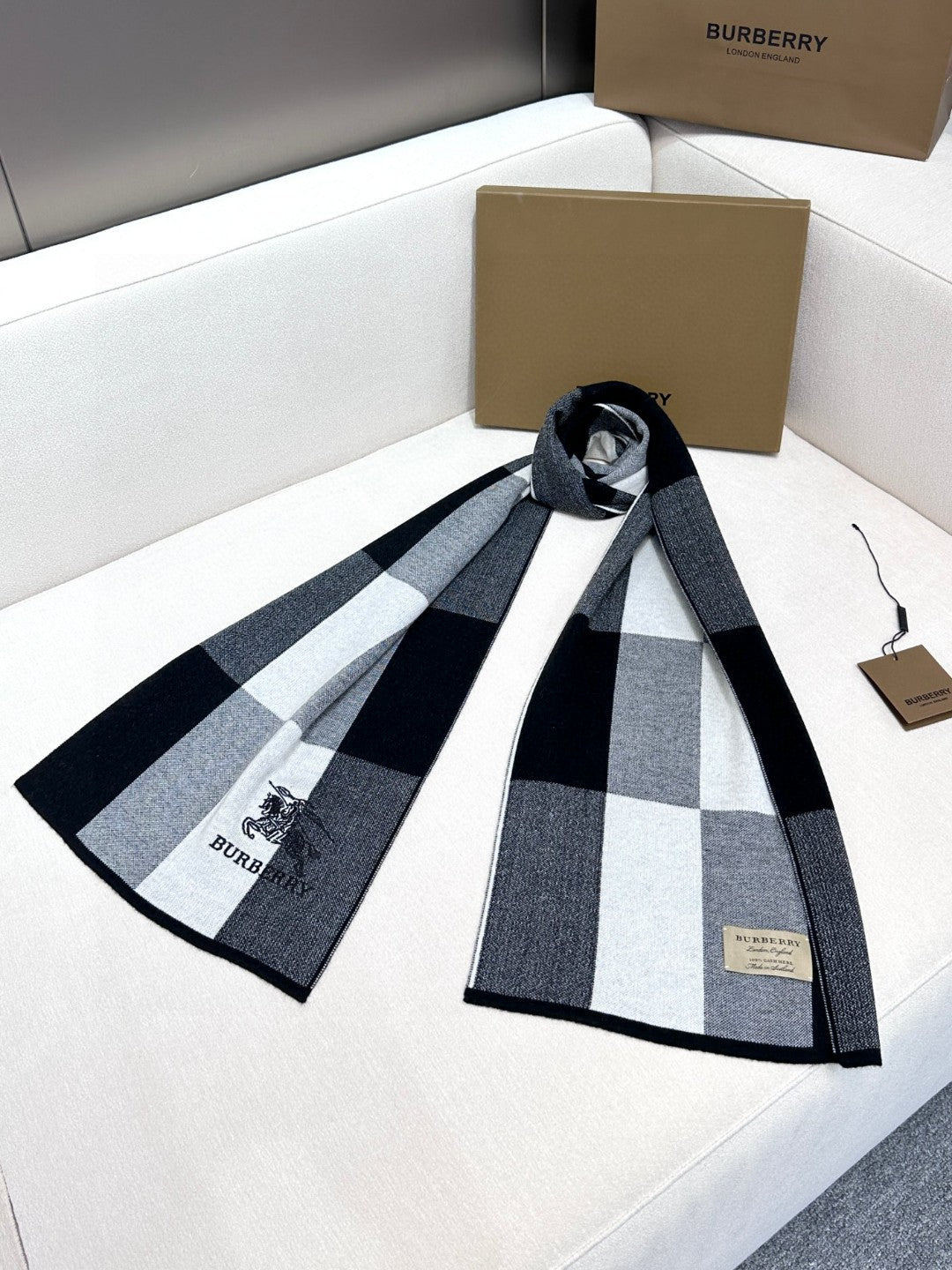 BURBERRY BBR SCARF 180 CM IN CASHMERE 531594