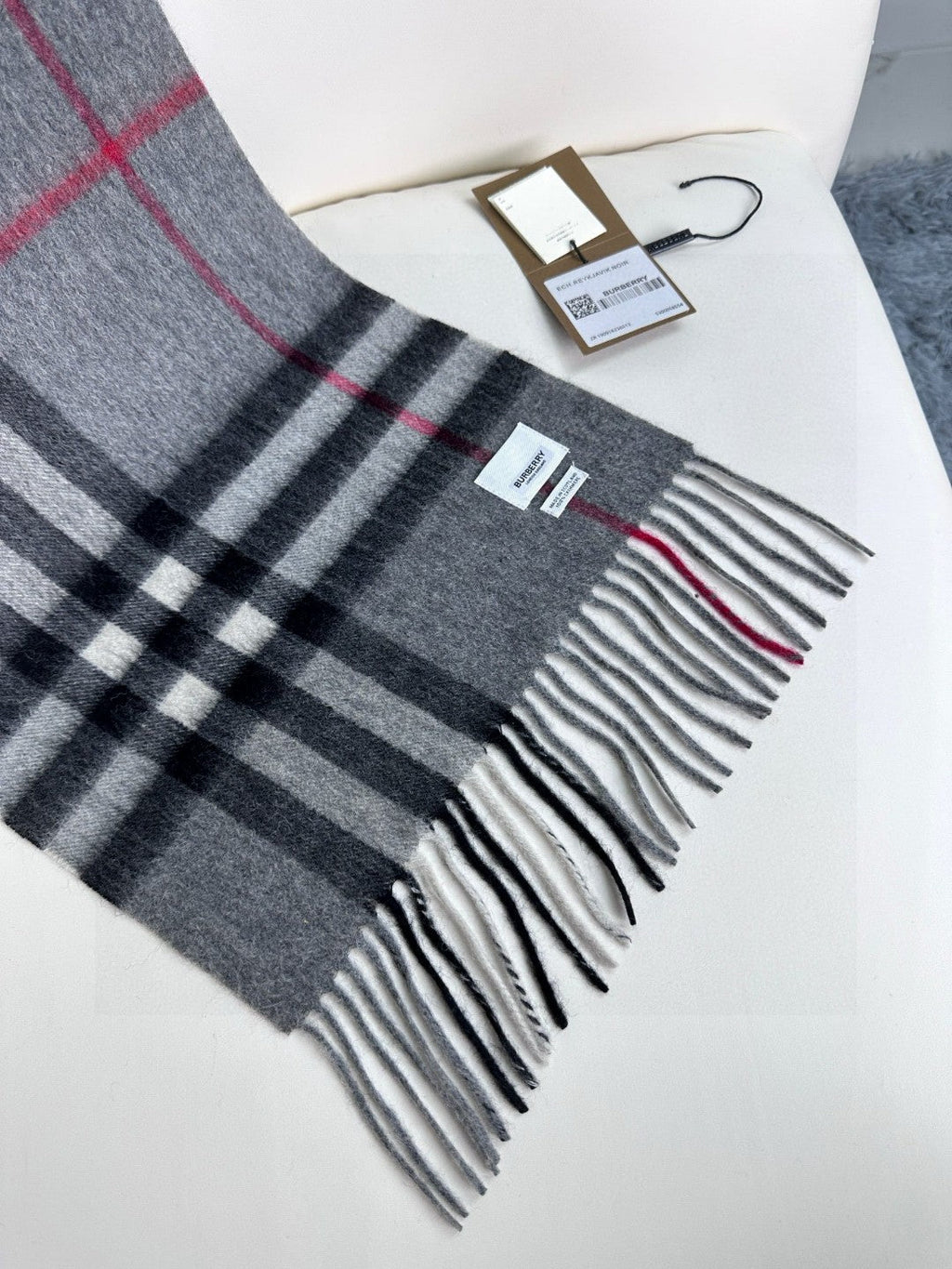 BURBERRY BBR SCARF 180 CM IN CASHMERE 543351
