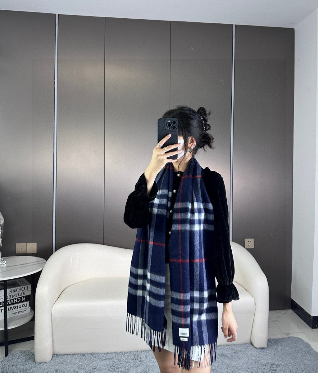 BURBERRY BBR SCARF 180 CM IN CASHMERE 543352