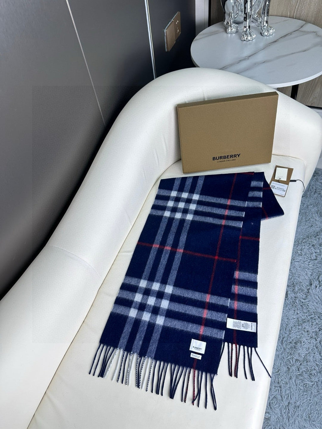 BURBERRY BBR SCARF 180 CM IN CASHMERE 543352