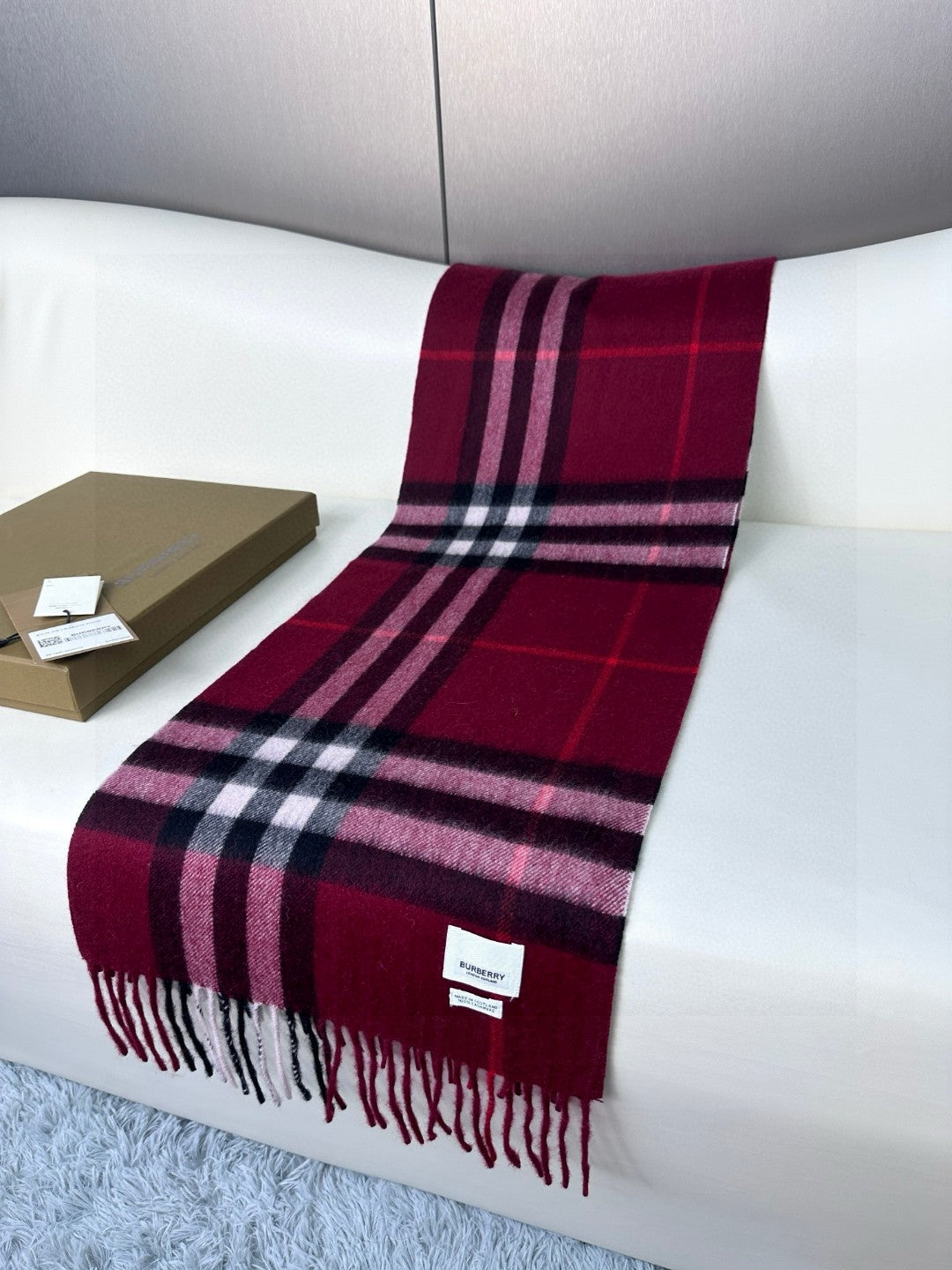 BURBERRY BBR SCARF 180 CM IN CASHMERE 543353