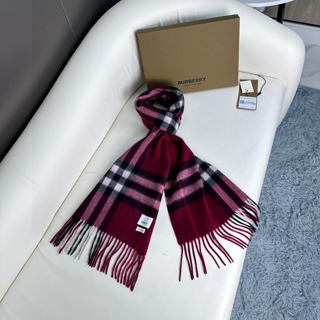 BURBERRY BBR SCARF 180 CM IN CASHMERE 543353