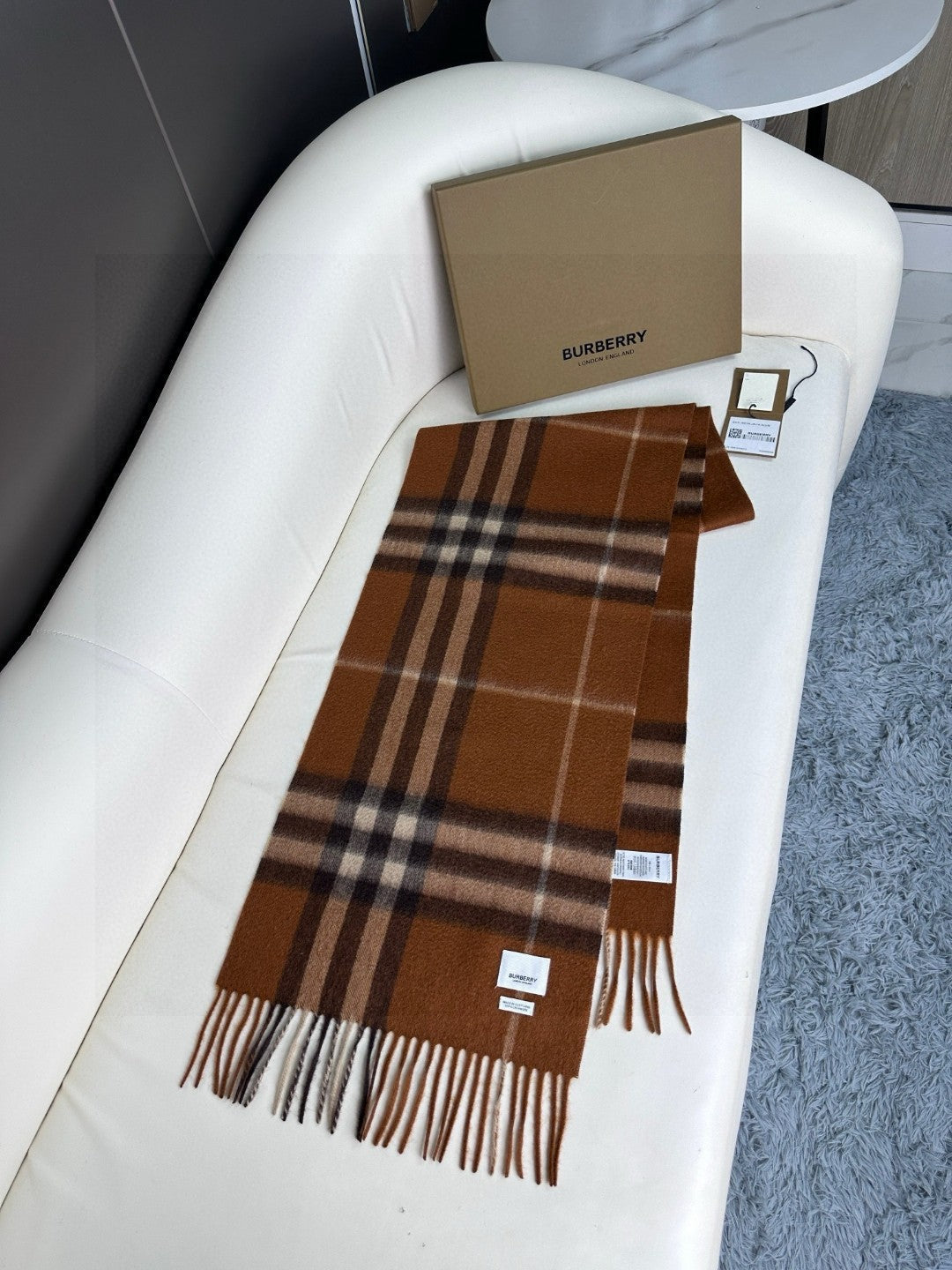 BURBERRY BBR SCARF 180 CM IN CASHMERE 543355