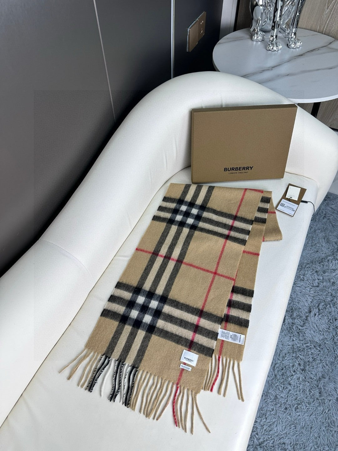 BURBERRY BBR SCARF 180 CM IN CASHMERE 543356