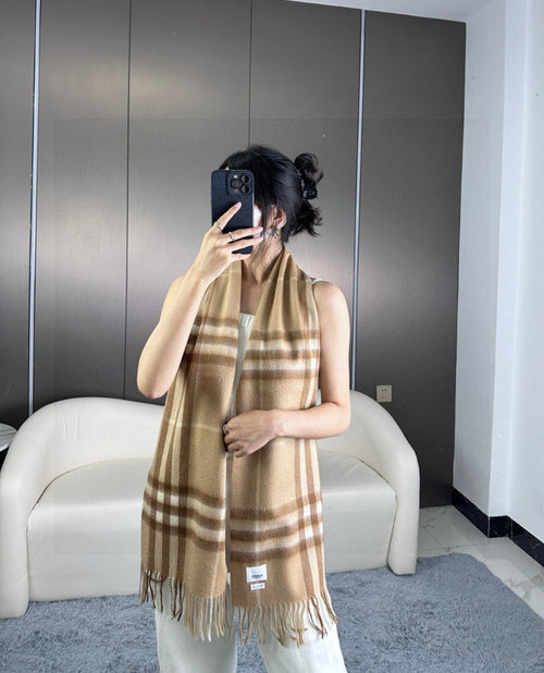 BURBERRY BBR SCARF 180 CM IN CASHMERE 543357