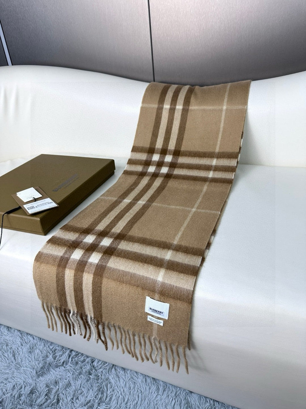 BURBERRY BBR SCARF 180 CM IN CASHMERE 543357